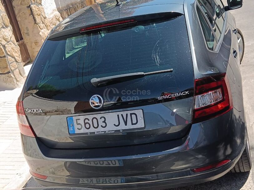 Foto del SKODA Rapid 1.6TDI CR Ambition 85kW