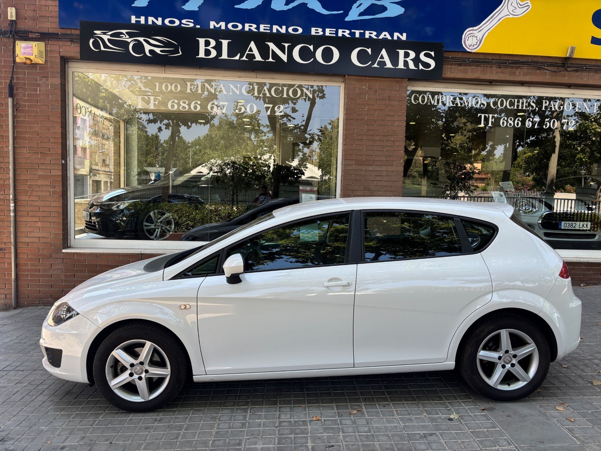 SEAT León (1.6TDI CR S&S Style 105) en Barcelona