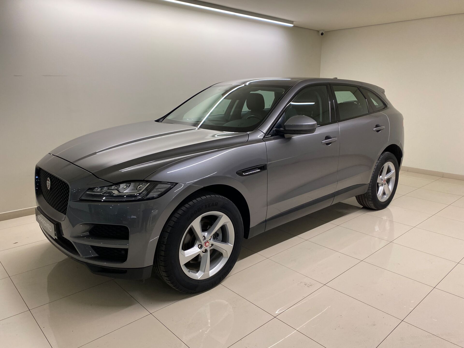 Imagen de JAGUAR F-Pace