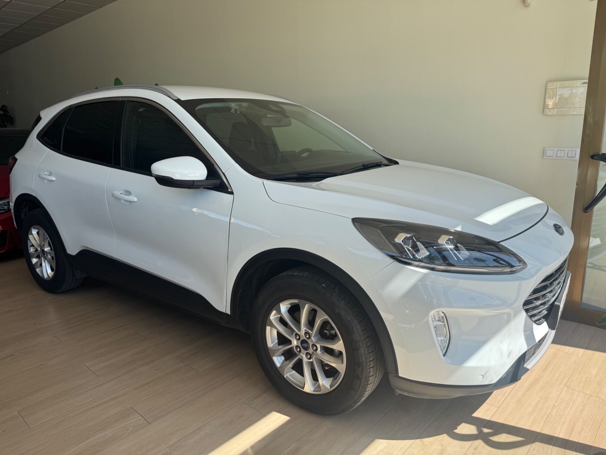 FORD Kuga (1.5 EcoBoost Titanium FWD 150) en Cádiz