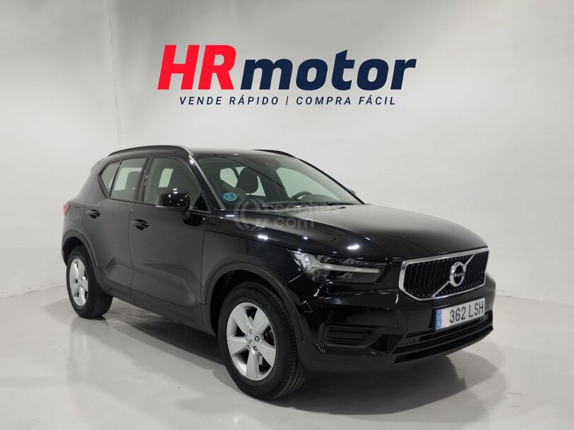 Foto del VOLVO XC40 T2 Momentum Core Aut.