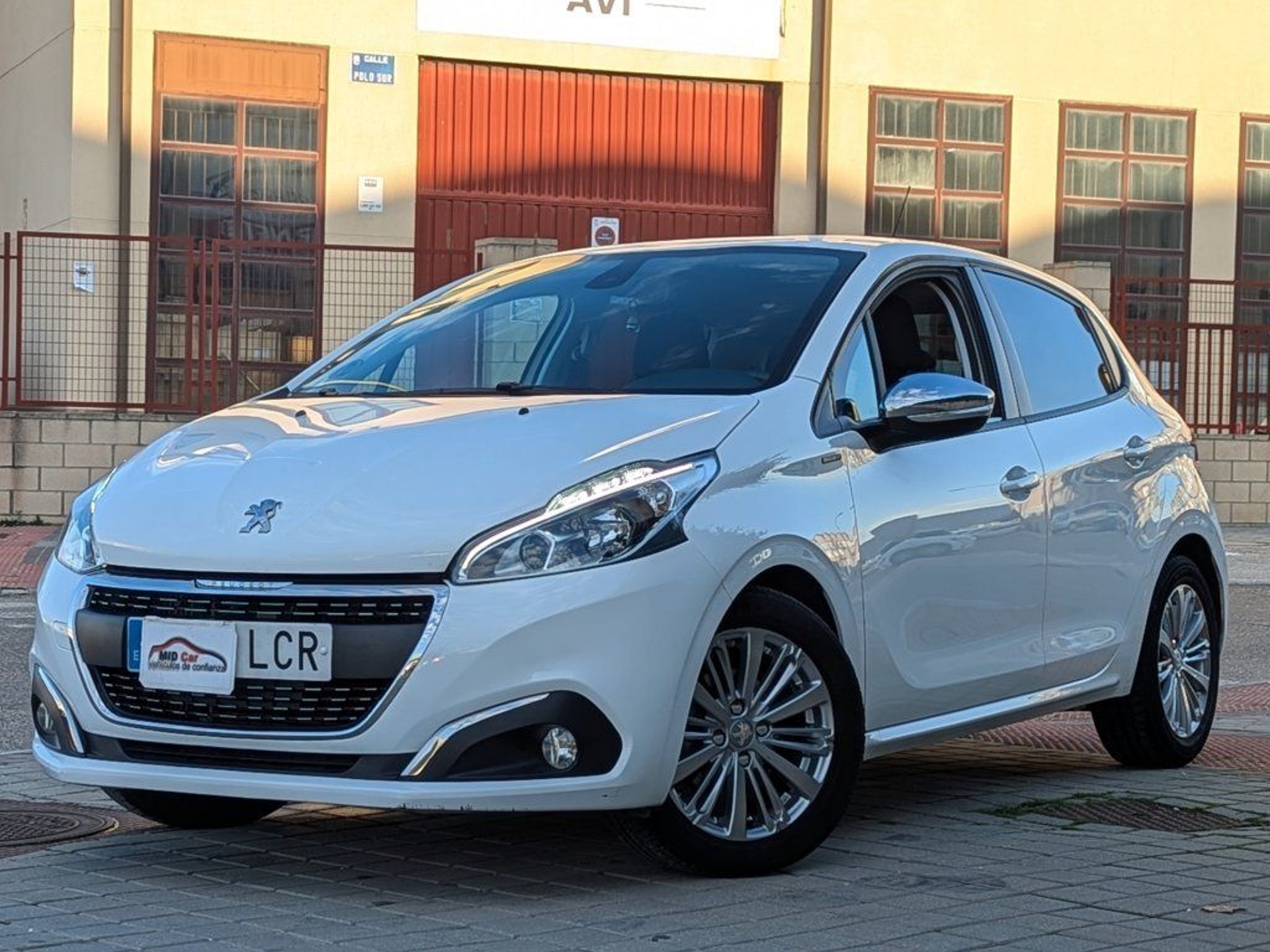 Imagen de PEUGEOT 208