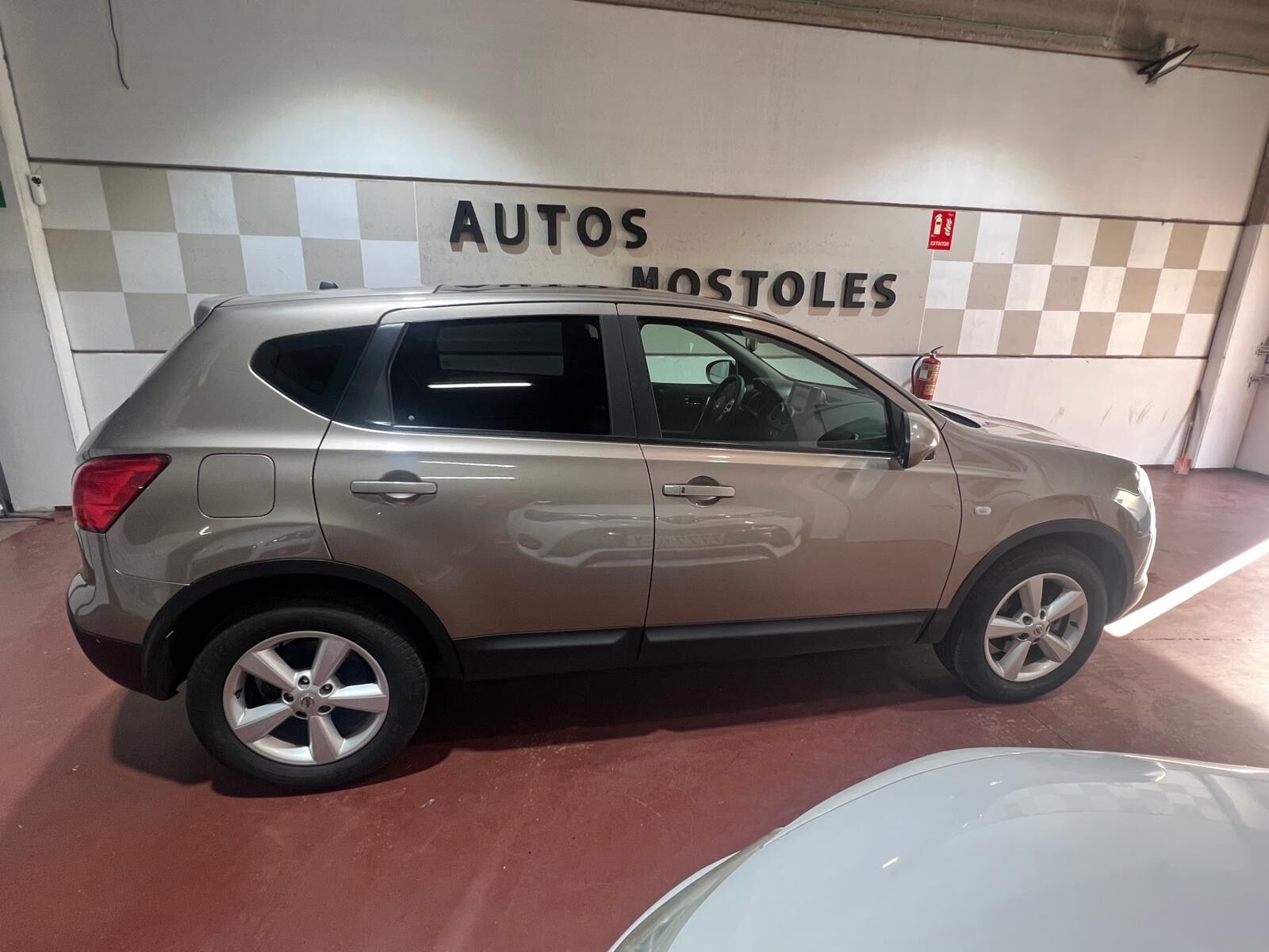 NISSAN Qashqai (2.0dCi Tekna Premium 4x4 18´´) en Madrid