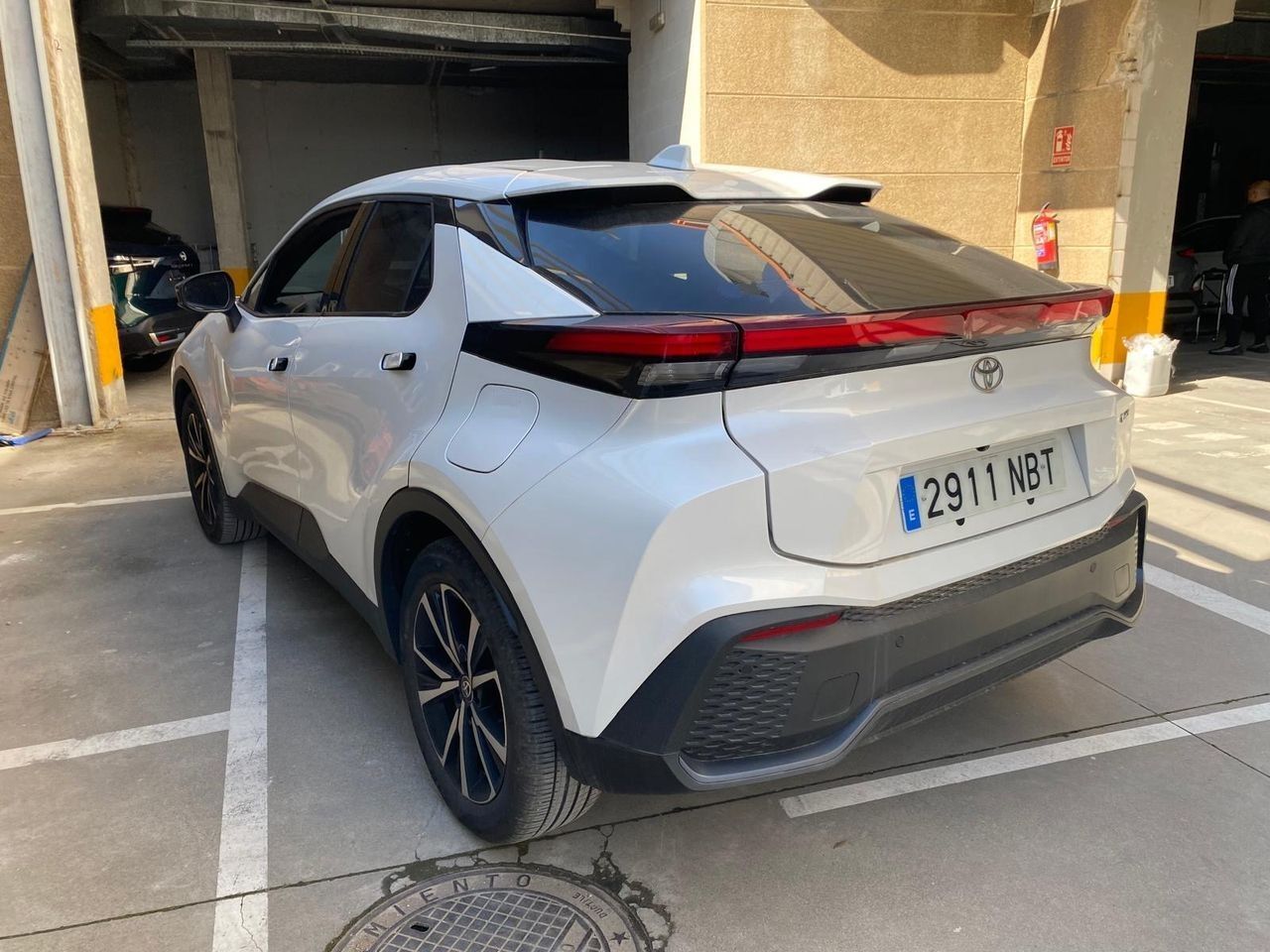 Foto del TOYOTA C-HR 200H Advance