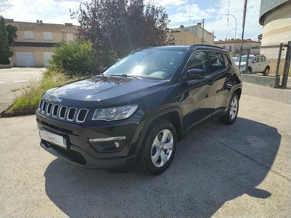 JEEP Compass (1.4i M-Air 140 CV Night Eagle 5P *4X2*) en Girona