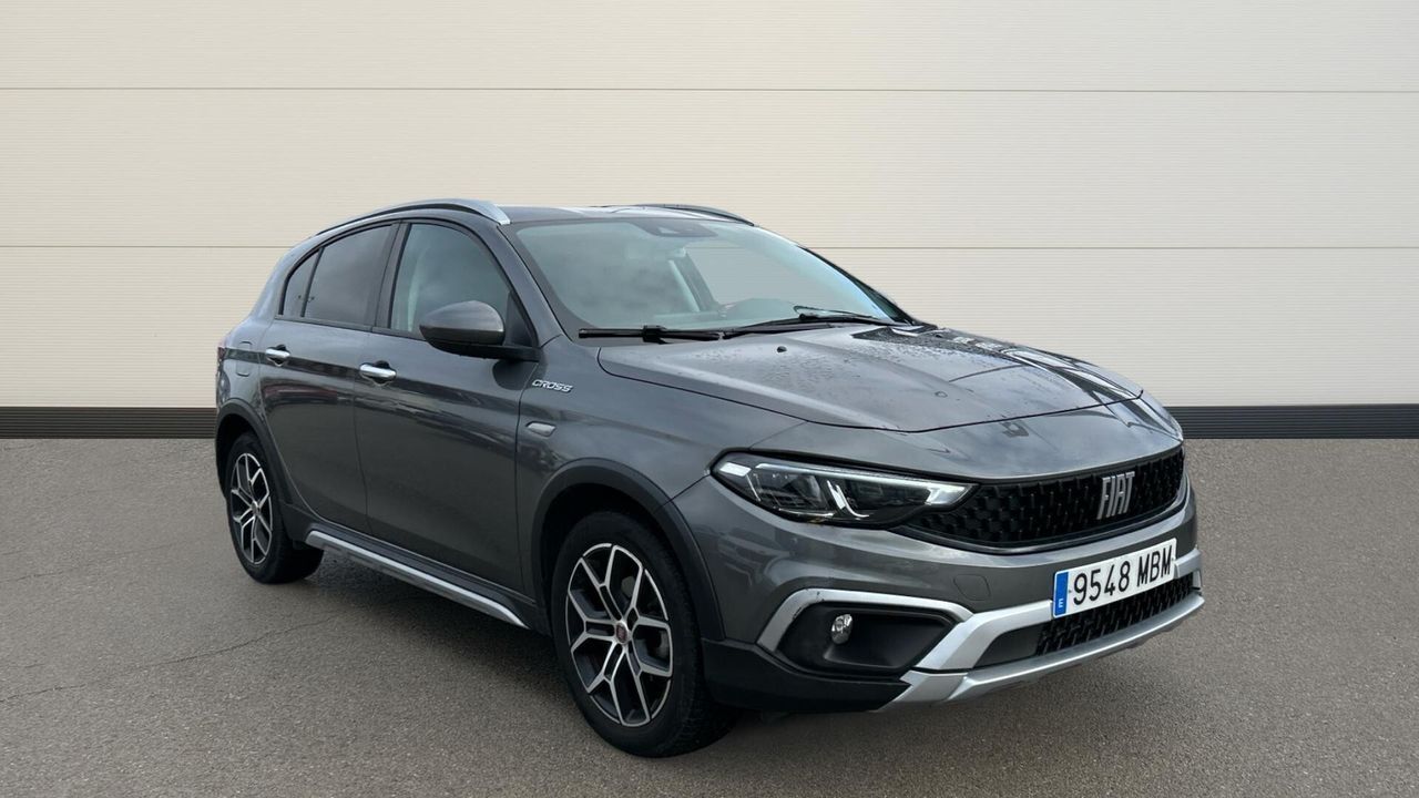 Foto del FIAT Tipo 1.5 Hybrid Cross DCT
