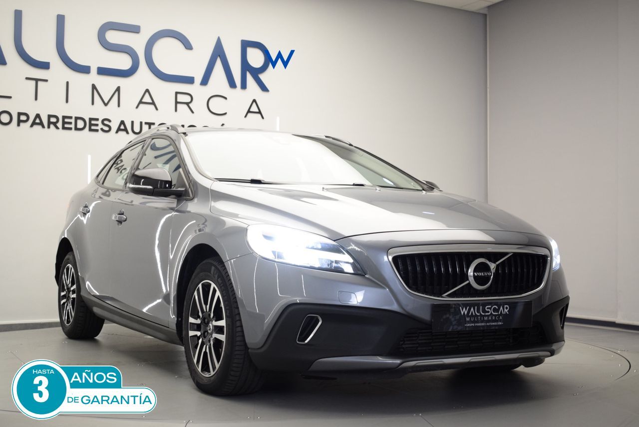 VOLVO V40 Cross Country (2.0 D2 Cross Country Auto) en Alicante
