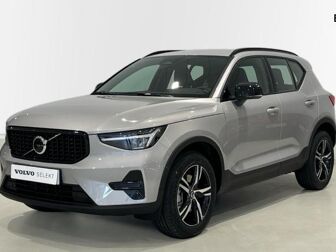 Imagen de VOLVO XC40 B3 Plus Dark Aut.