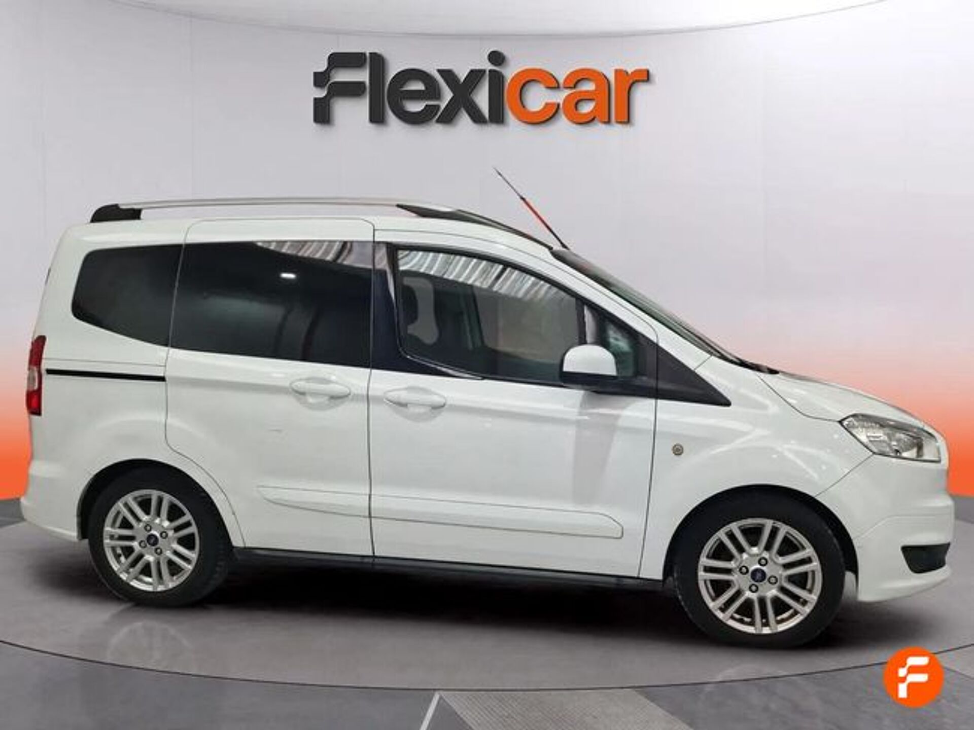 Imagen 3 de FORD Tourneo Courier
