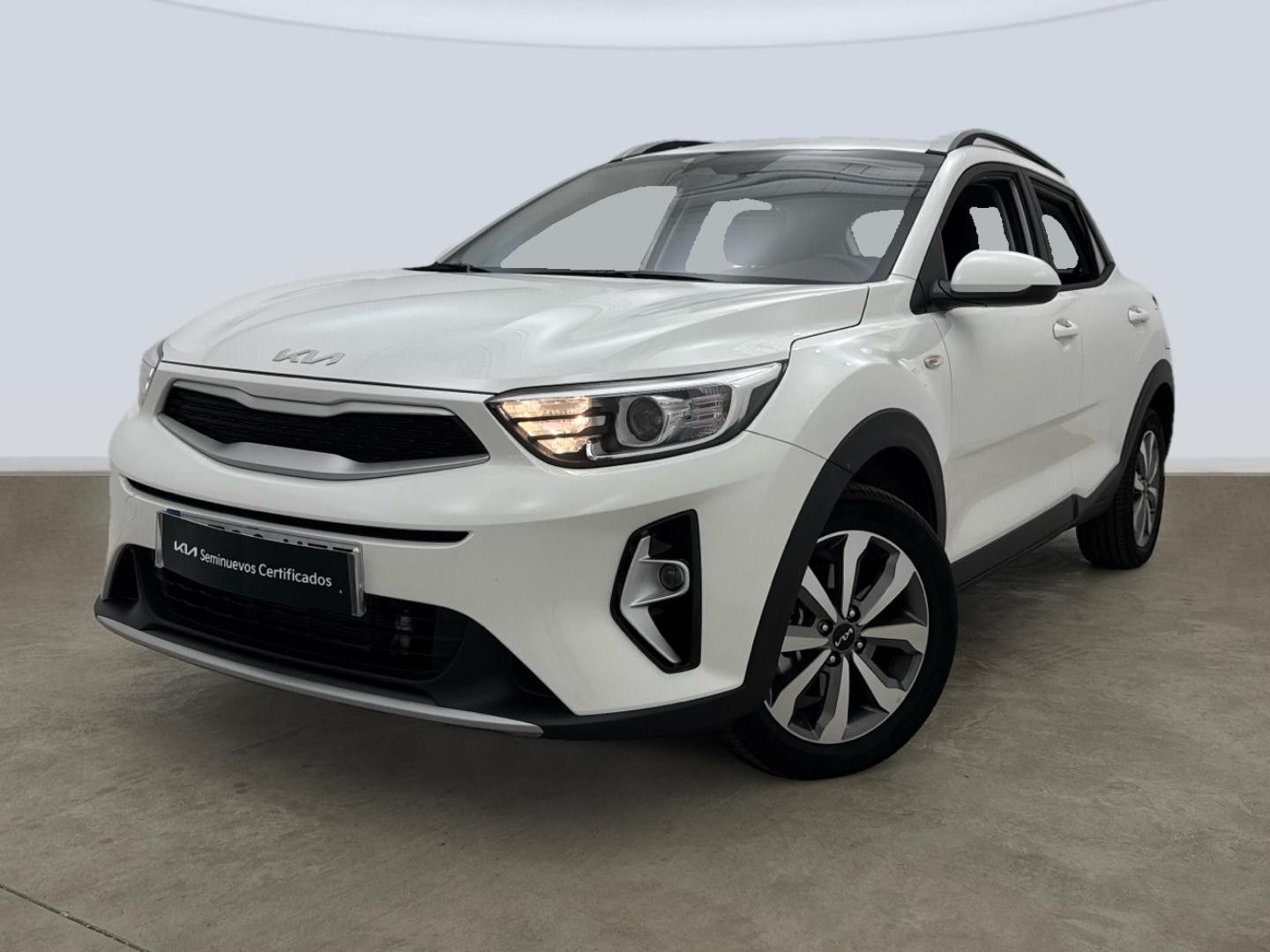 KIA Stonic (1.0 T-GDi MHEV MT Concept 74 kW (100 CV)) en Tarragona