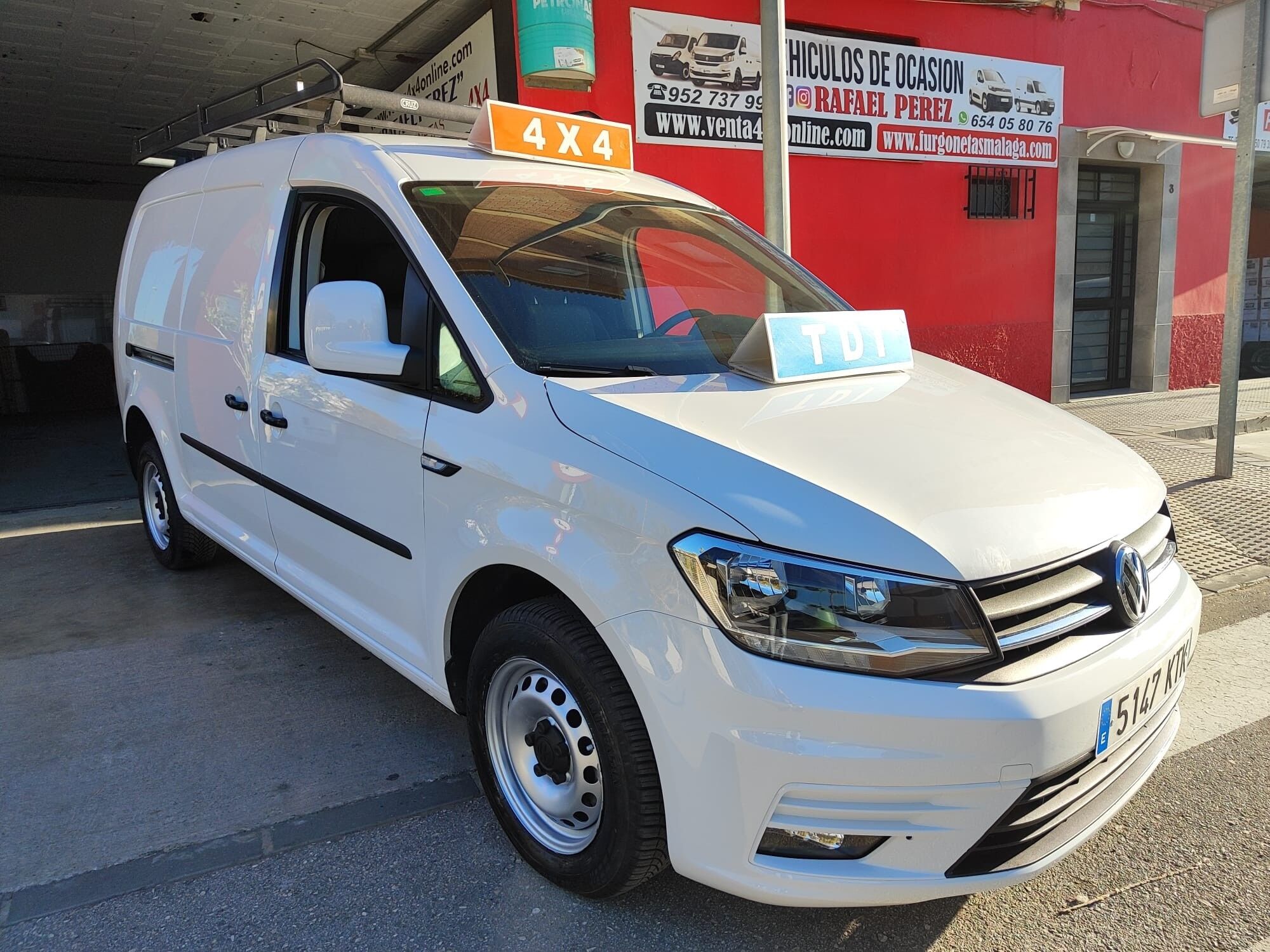 VOLKSWAGEN Caddy (Furgón Maxi 2.0TDI 4M 90kW) en Málaga