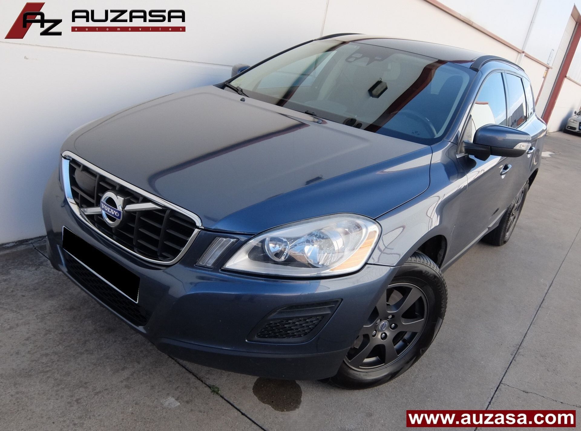 VOLVO XC60 (2.4 D5 AWD Momentum) en Zamora