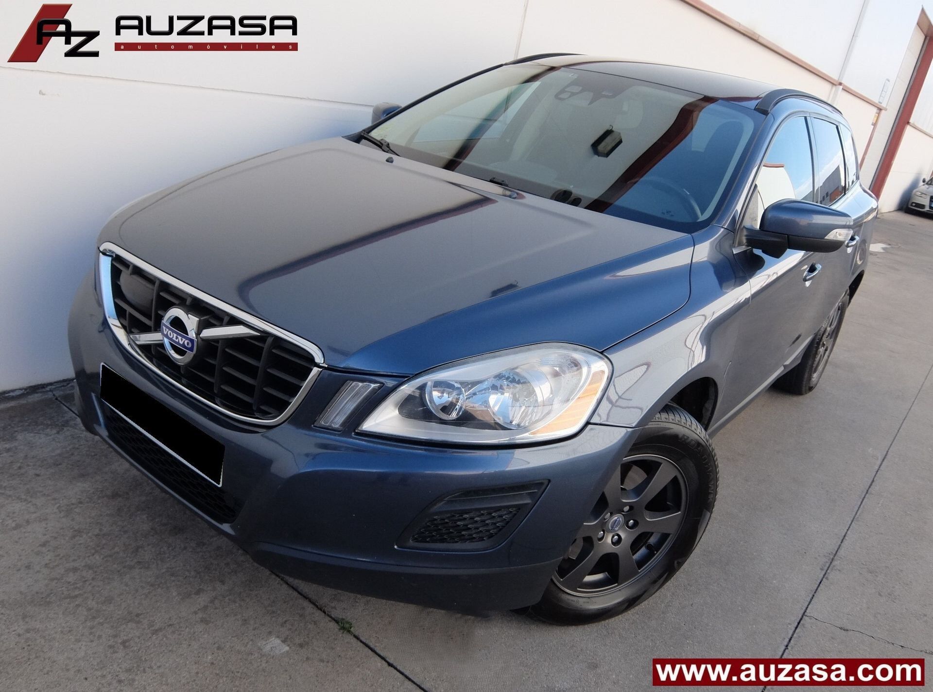 VOLVO XC60 (2.4 D5 AWD Momentum) en Zamora