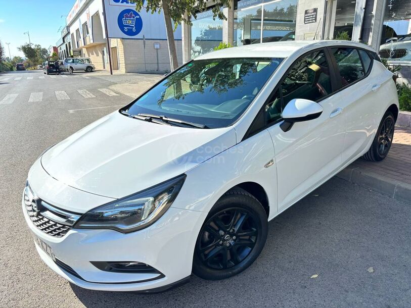 Foto del OPEL Astra 1.6CDTi S-S Selective Pro 110