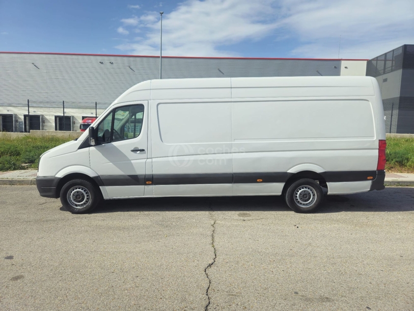 Foto del VOLKSWAGEN Crafter PRO Furgón BMT 35 BL TA 136