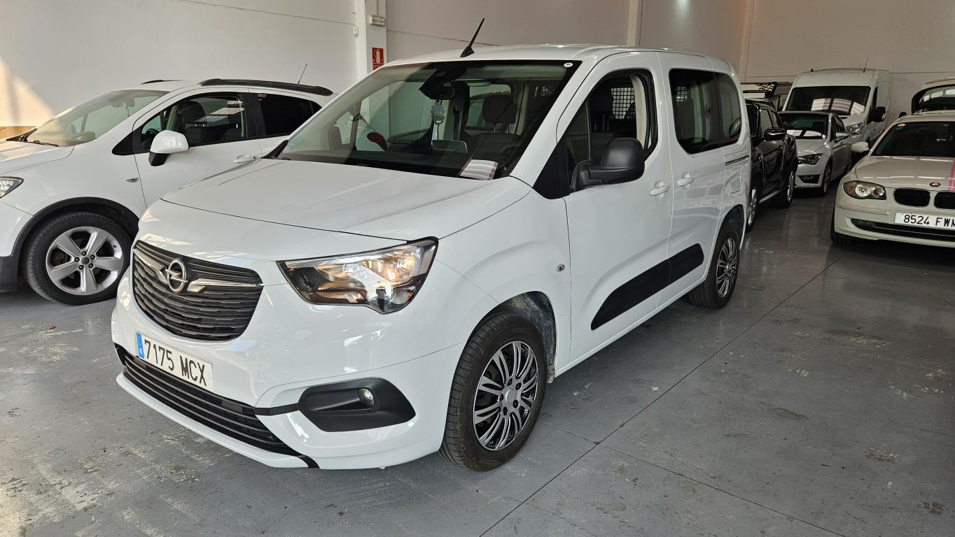 OPEL Combo (Life 1.5TD S&S L Business Edition Plus 100) en Tarragona