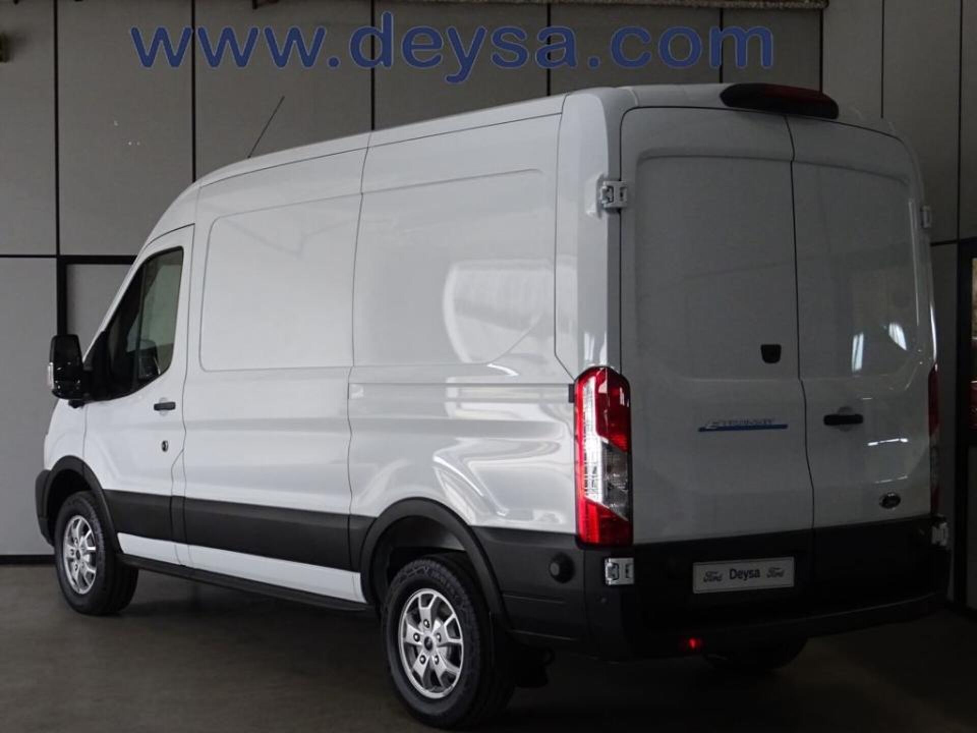 Imagen 3 de FORD Transit