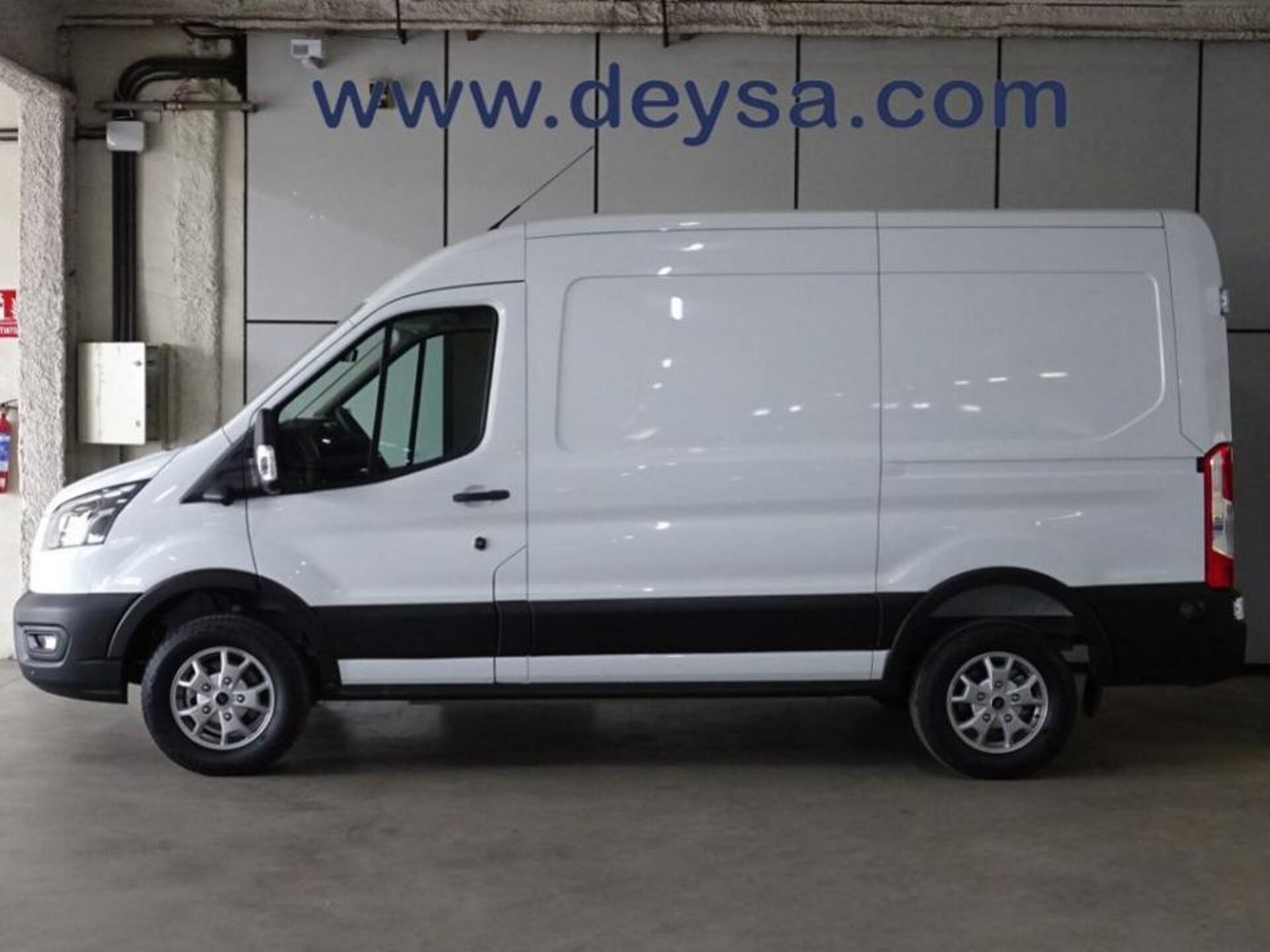 Imagen 2 de FORD Transit