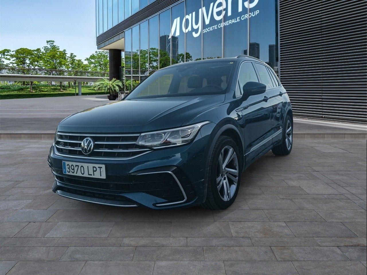 VOLKSWAGEN Tiguan (R-Line 2.0 TDI 110 kW (150 CV) DSG) en Madrid
