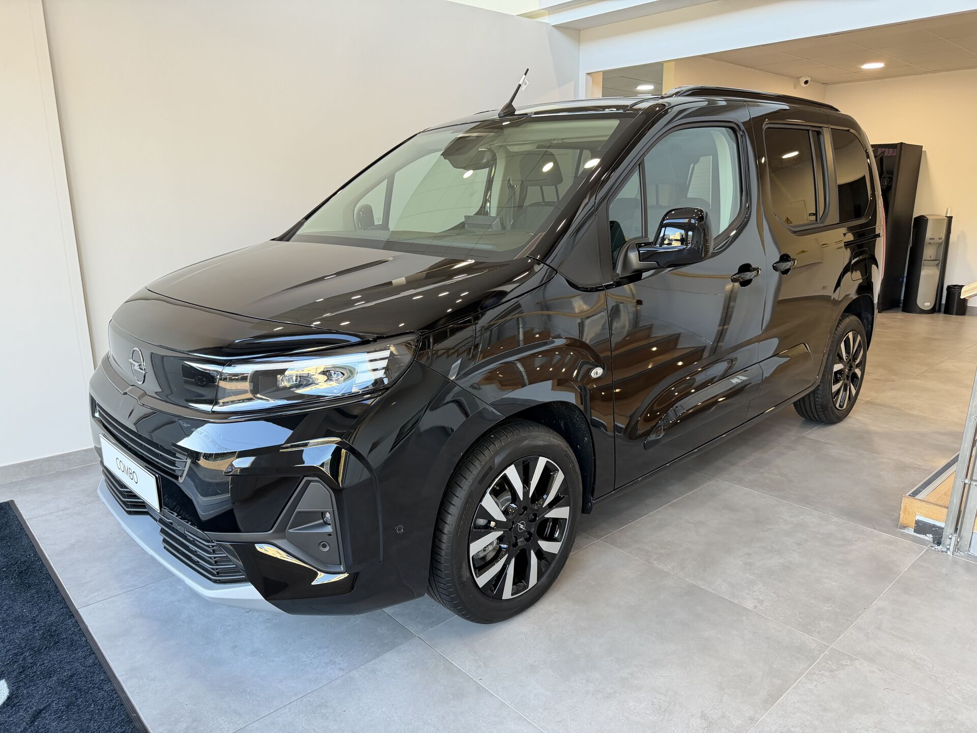 Imagen 3 de OPEL Combo