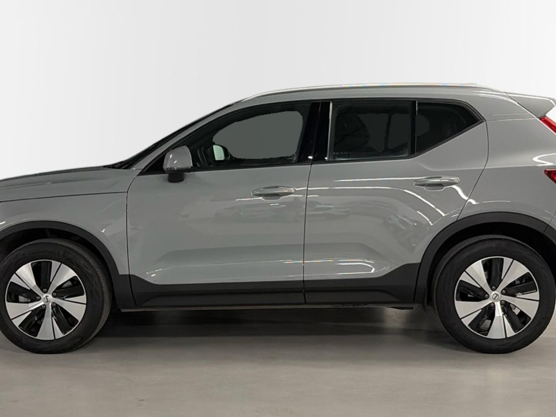 Imagen 3 de VOLVO XC40