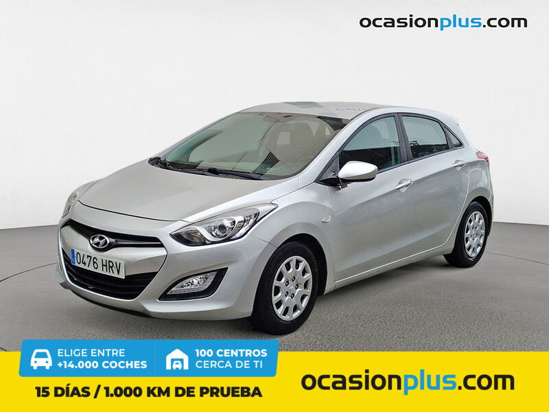 HYUNDAI i30 (1.4 Tecno 74 kW (100 CV)) en Madrid