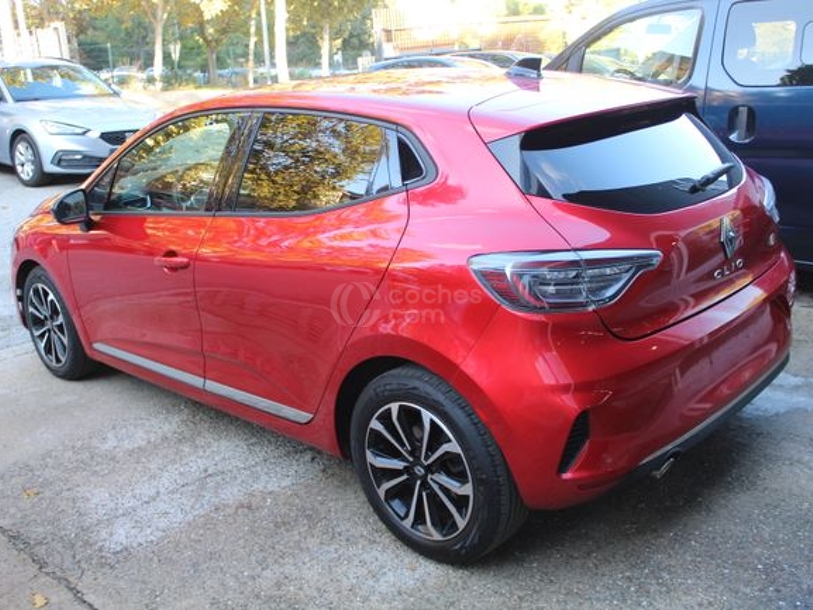 Foto del RENAULT Clio TCe Techno 67kW