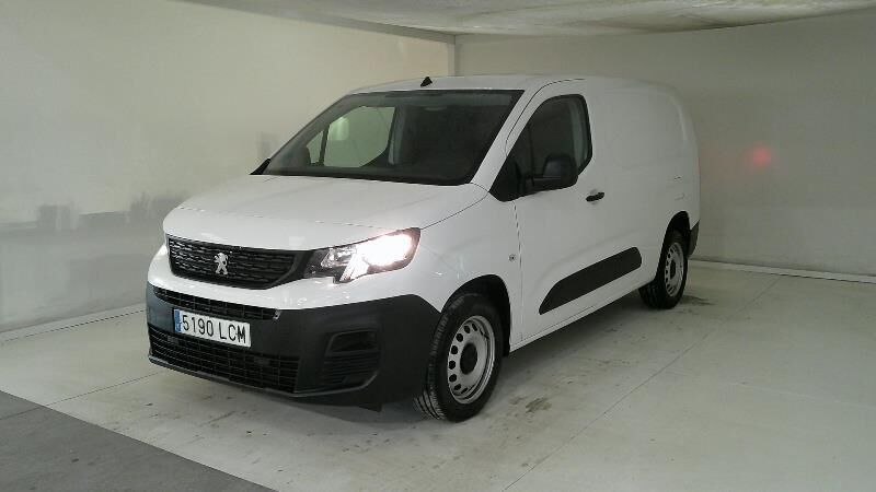 PEUGEOT Partner (1.5BlueHDI S&S Premium Long 1000kg 100) en Madrid