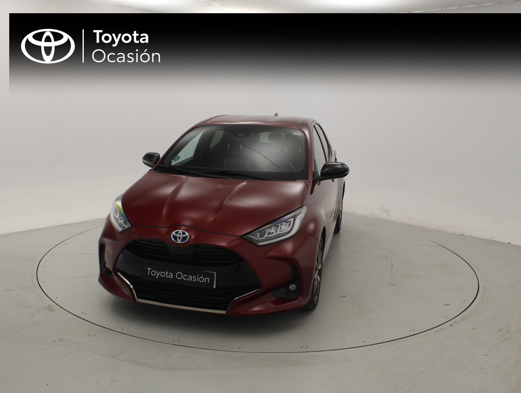 TOYOTA Yaris (Berlina 1.5 VVT-I HYBRID STYLE 116 5P) en Barcelona