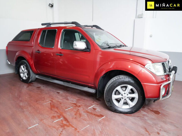 Foto del NISSAN Navara 2.5dCi SE DCb. 4x4