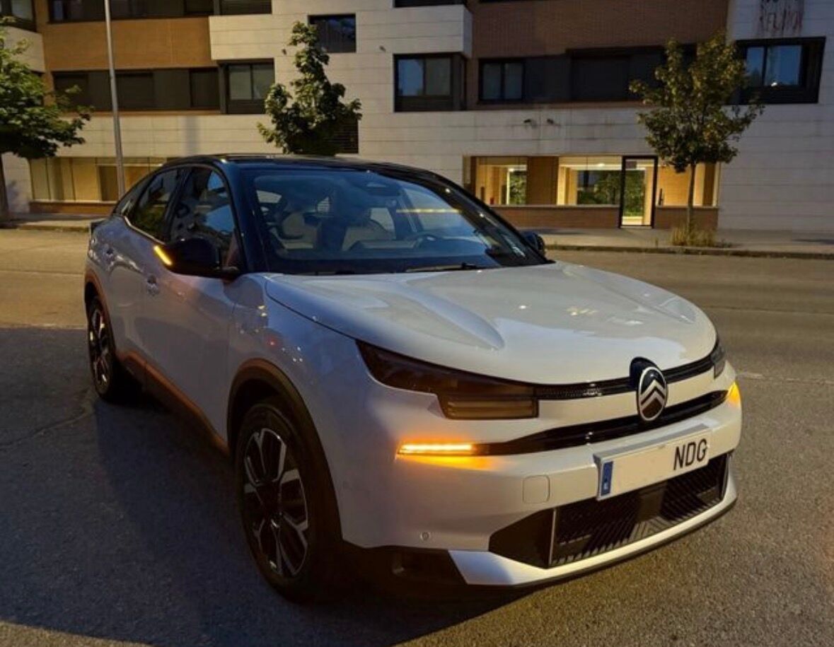 Foto del CITROEN C4 Hybrid Business Edition eDSC6 145