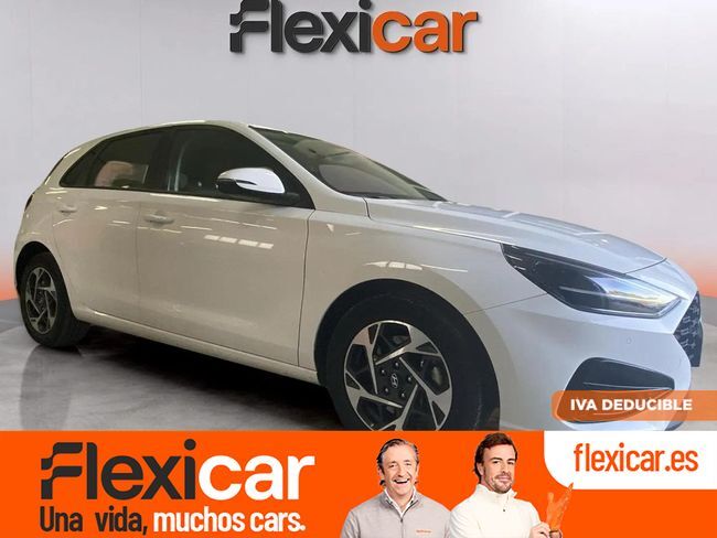 HYUNDAI i30 (1.0 TGDI 48V Klass) en Málaga