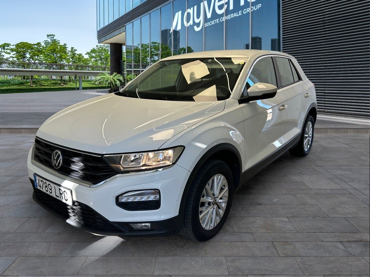 VOLKSWAGEN T-Roc (Edition 2.0 TDI 85 kW (115 CV)) en Madrid