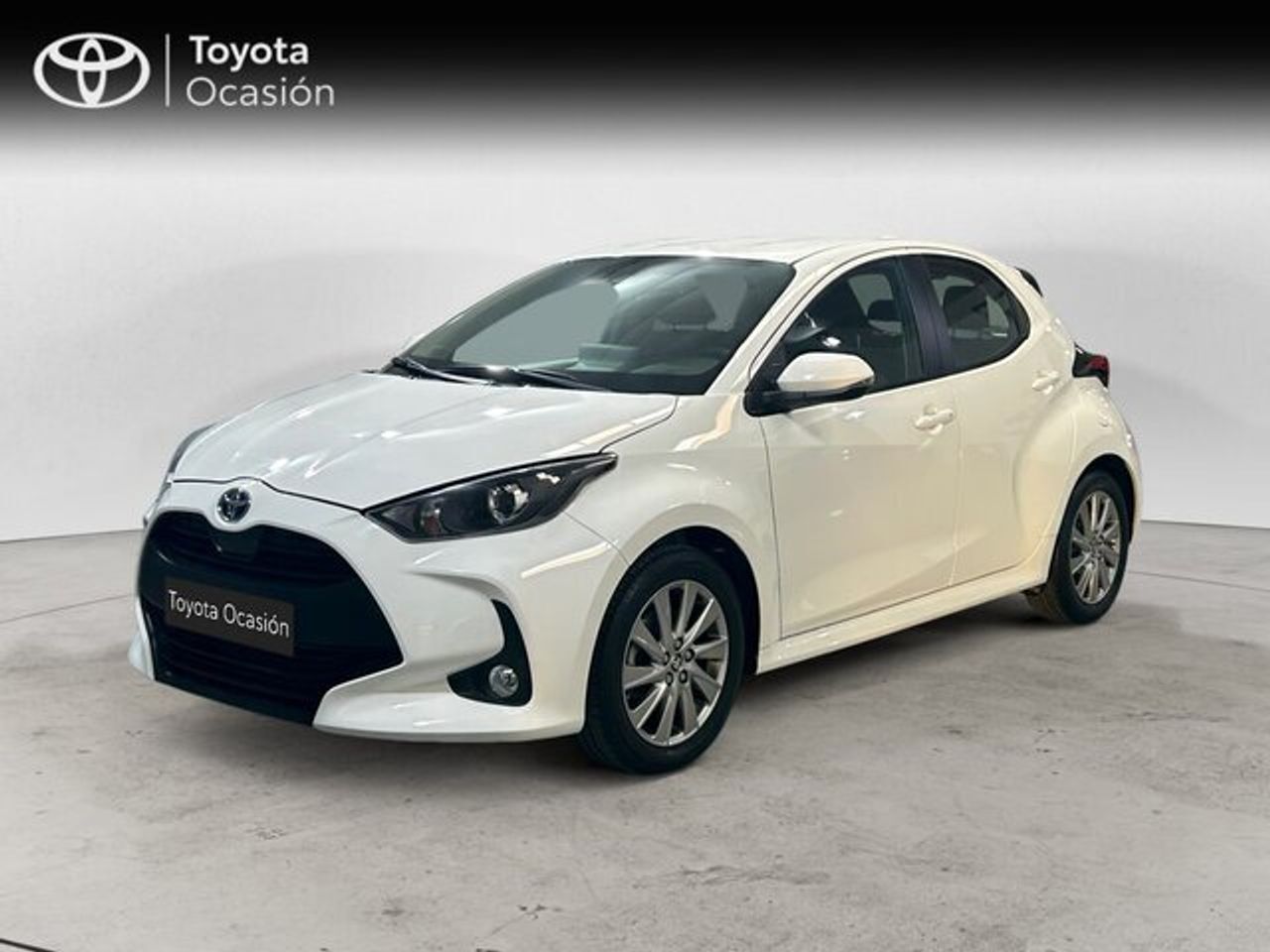 TOYOTA Yaris (5 Puertas Active Tech 120H Automático (e-CVT)) en Valencia