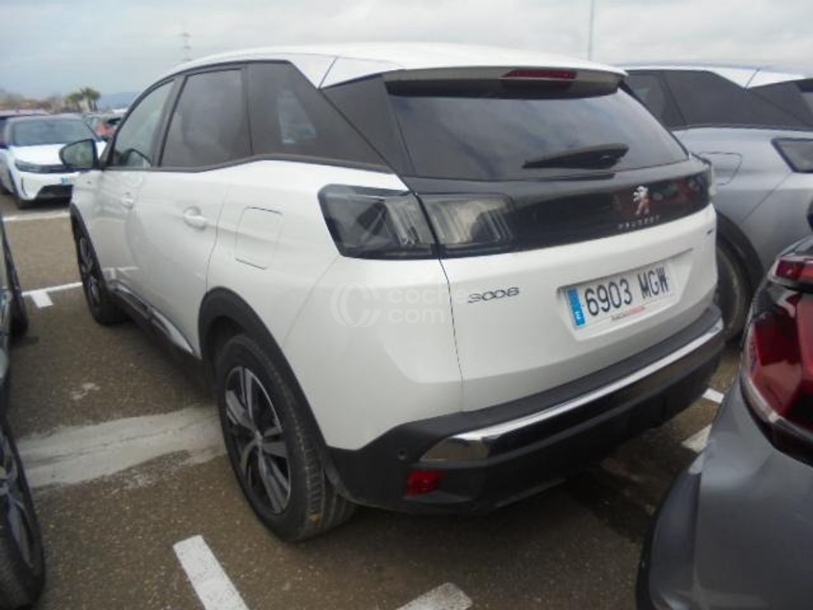 Foto del PEUGEOT 3008 HYB PHEV 225 Allure Pack e-EAT8