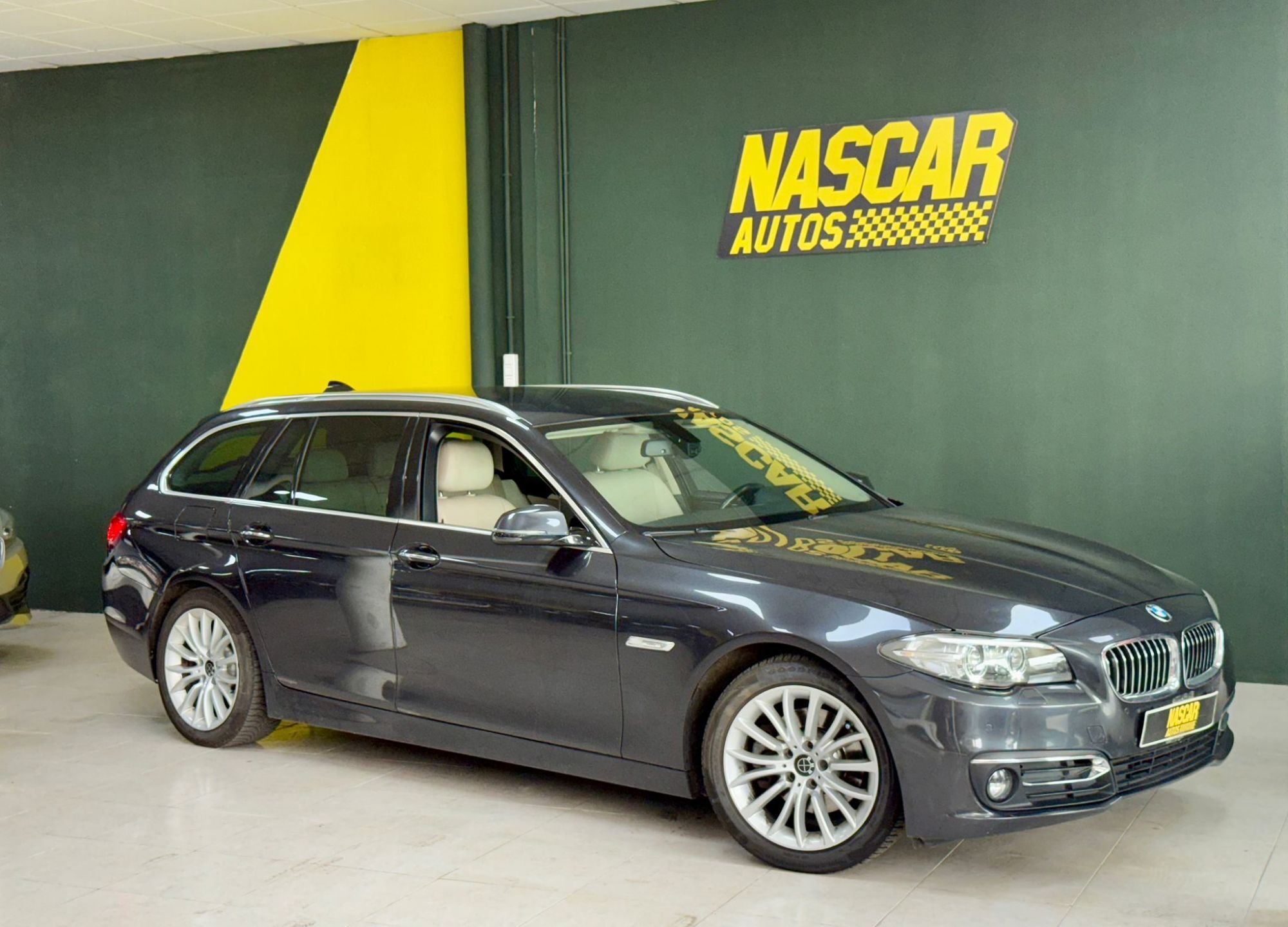 BMW Serie 5 (518d Touring) en Valencia