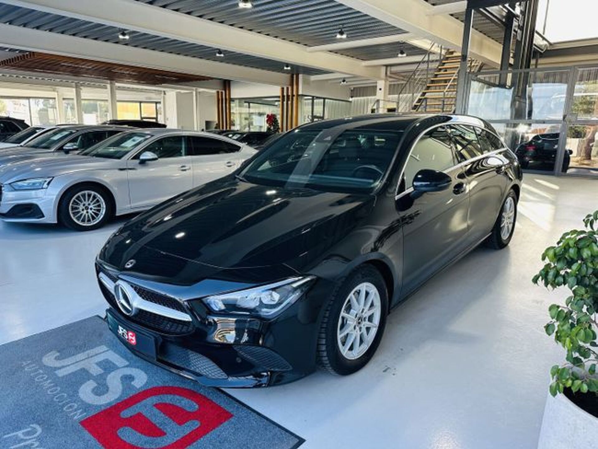 Imagen 2 de MERCEDES Clase CLA