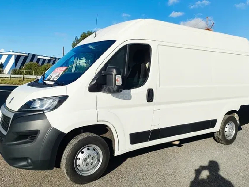 Foto del PEUGEOT Boxer Furgón 2.2BlueHDI 335 L2H2 Pack S&S 140