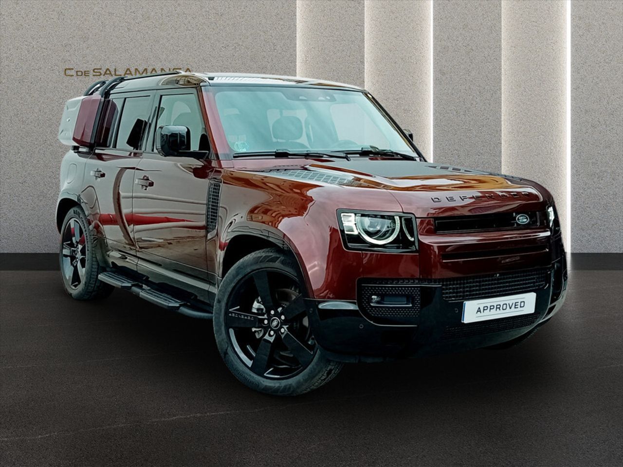 Foto del LAND ROVER Defender 110 3.0D l6 MHEV Hard Top SE AWD Aut. 250