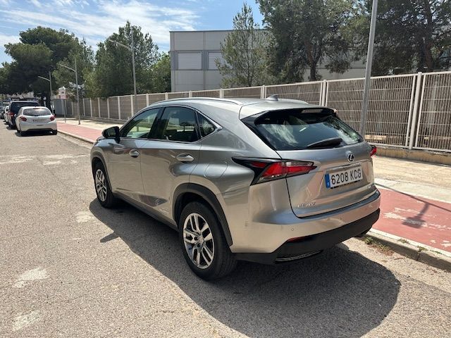 Foto del LEXUS NX 300h Executive Navigation 4WD