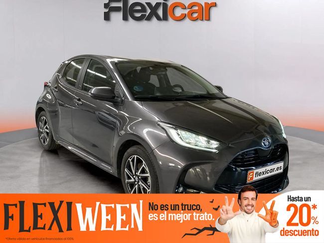 TOYOTA Yaris (1.5 120H Style) en Sevilla