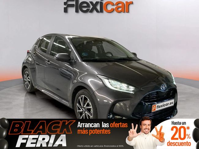 TOYOTA Yaris (1.5 120H Style) en Sevilla