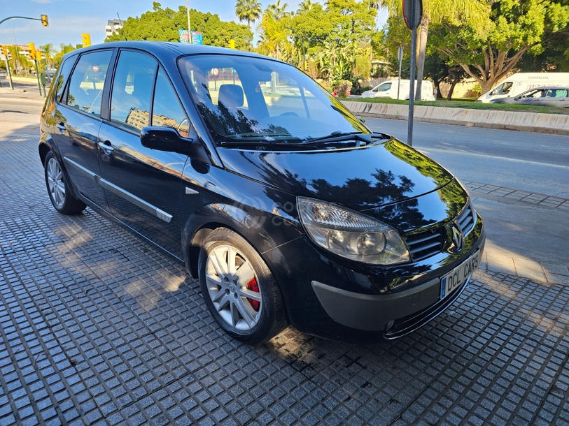 Foto del RENAULT Scenic Grand Scénic 1.9dCi Confort Authentique