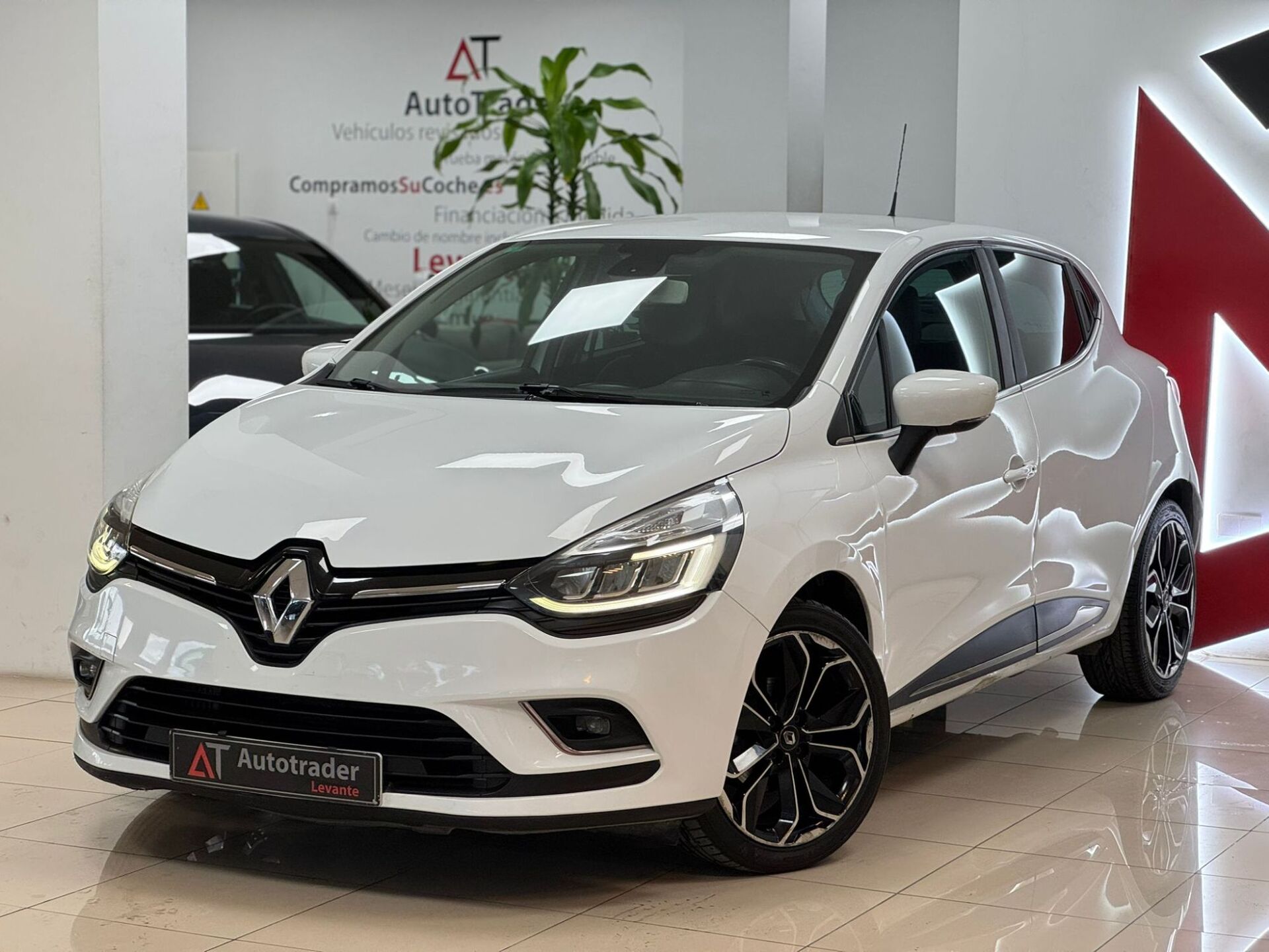 Imagen 3 de RENAULT Clio
