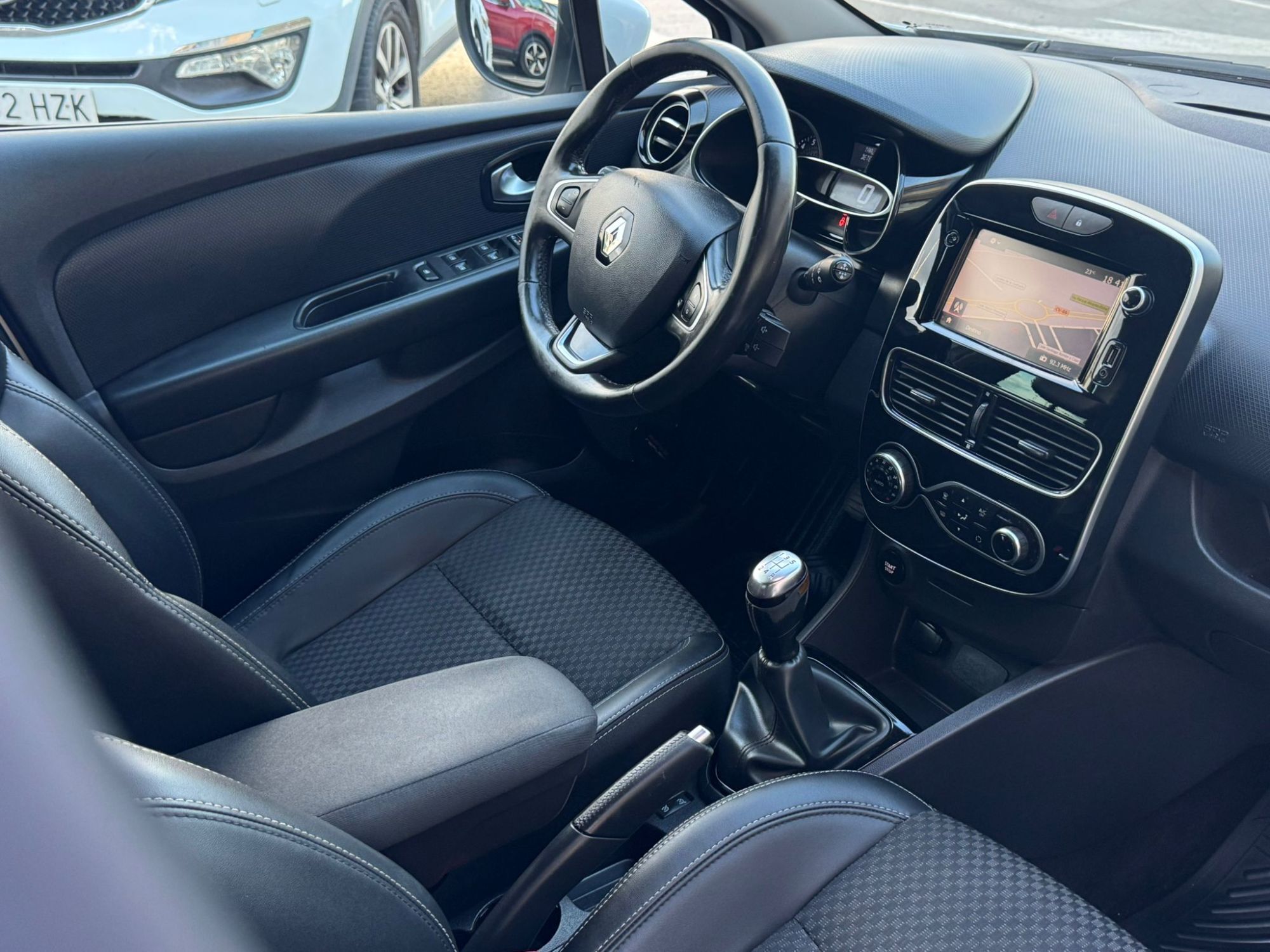 RENAULT Clio (Sport Tourer TCe Energy Zen 66kW) en Alicante