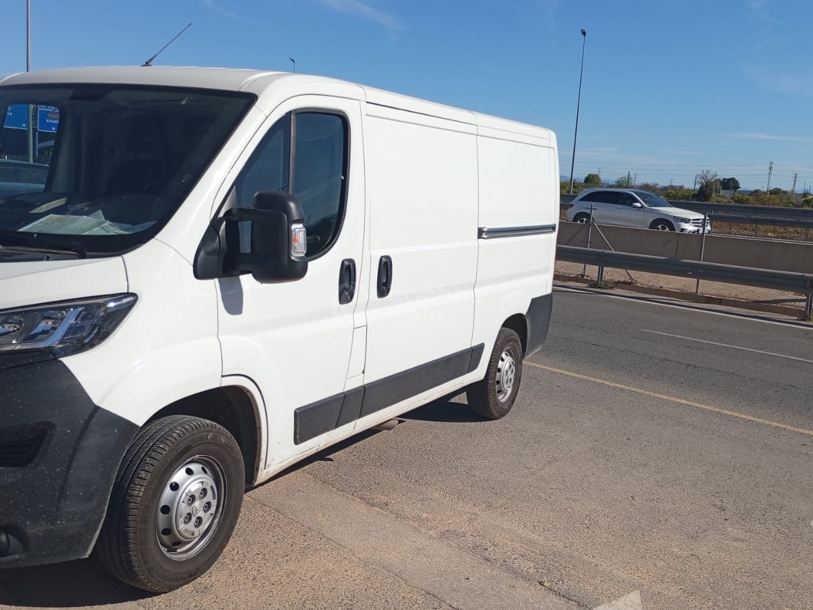 Foto del PEUGEOT Boxer Chasis Cabina 2.2BlueHDI 435 L4 S&S 140
