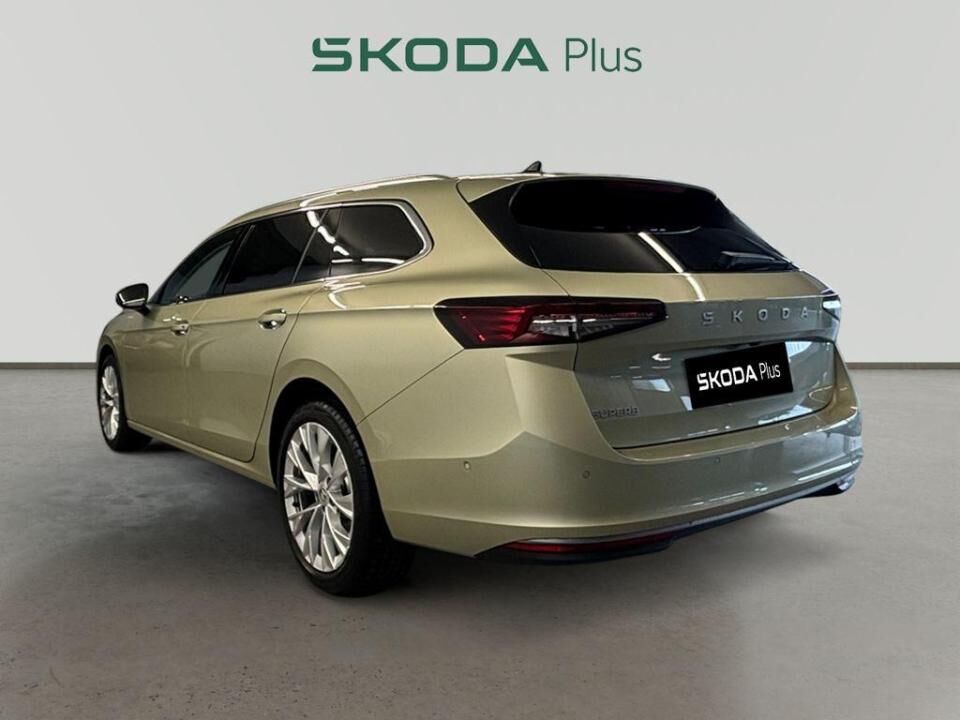 Foto del SKODA Superb 2.0 TDI L&K DSG 110kW