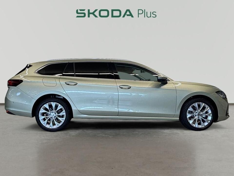 Foto del SKODA Superb 2.0 TDI L&K DSG 110kW
