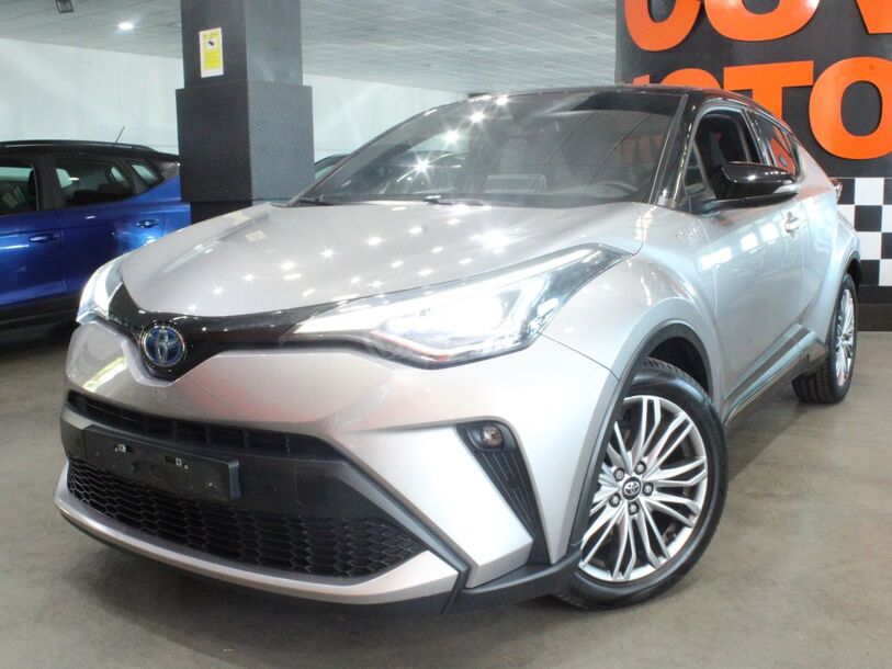 Foto del TOYOTA C-HR 180H Advance