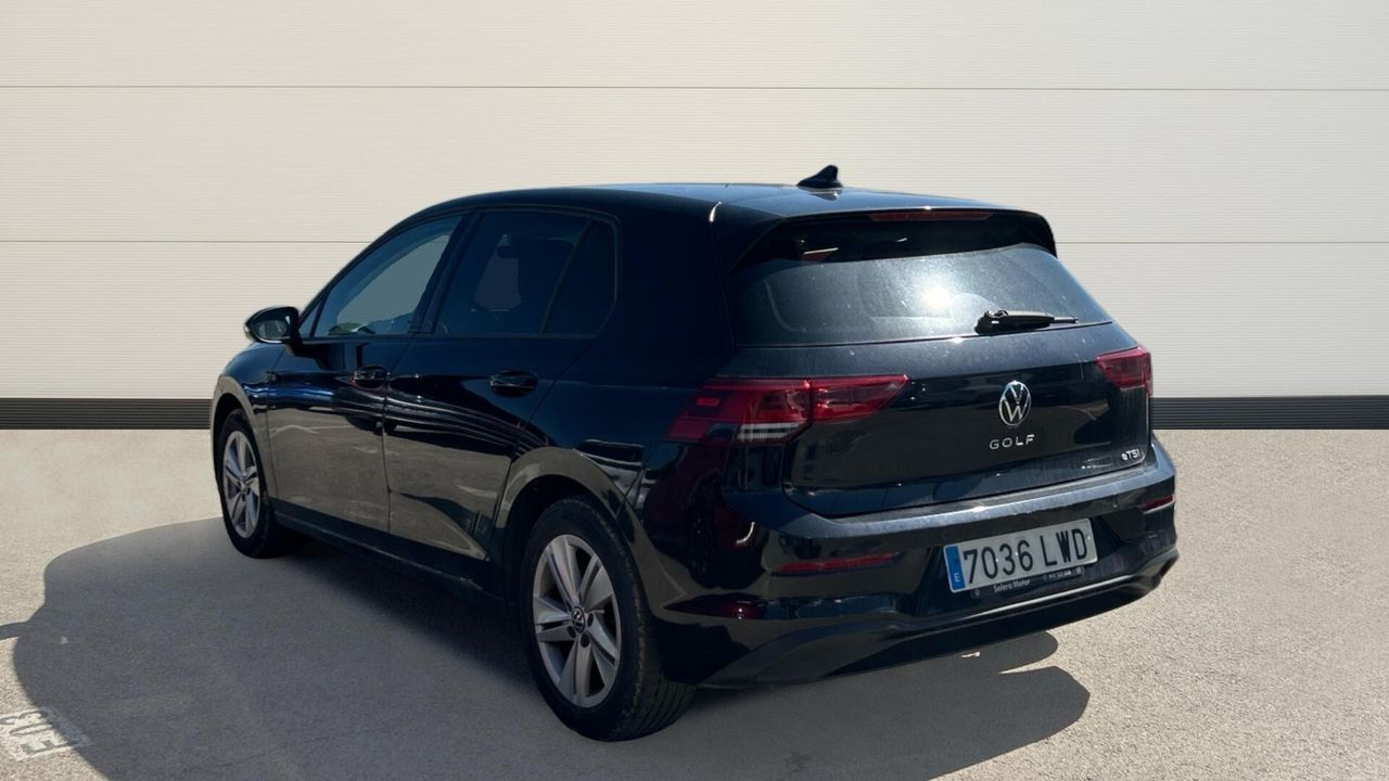Foto del VOLKSWAGEN Golf 1.0 eTSI Life DSG 81kW
